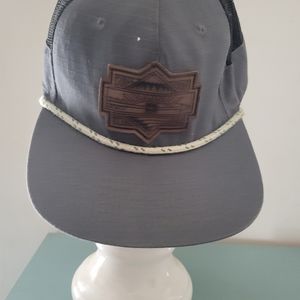 Hippy tree/surf & stone cap